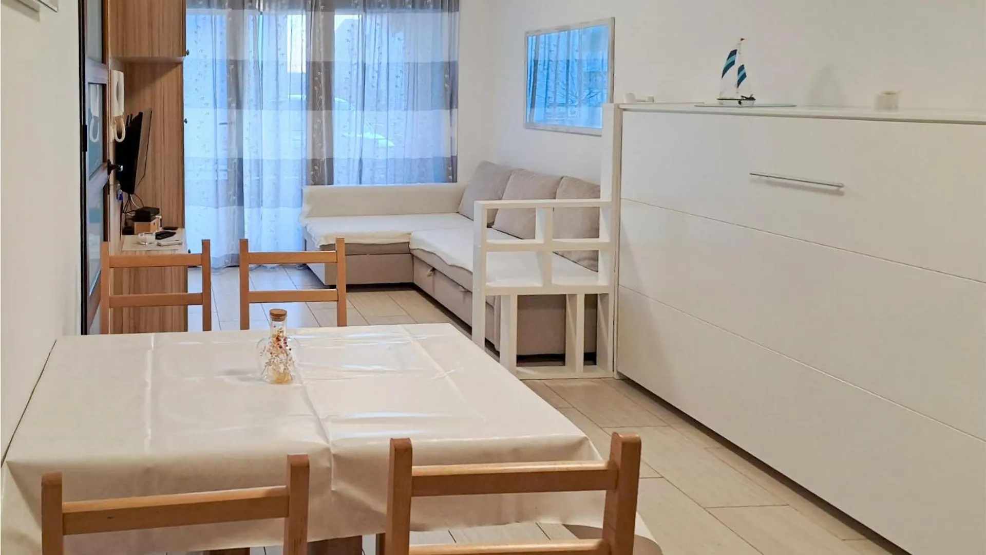 Cozy Apartment In Crikvenica With Kitchen 0*,  Croatia